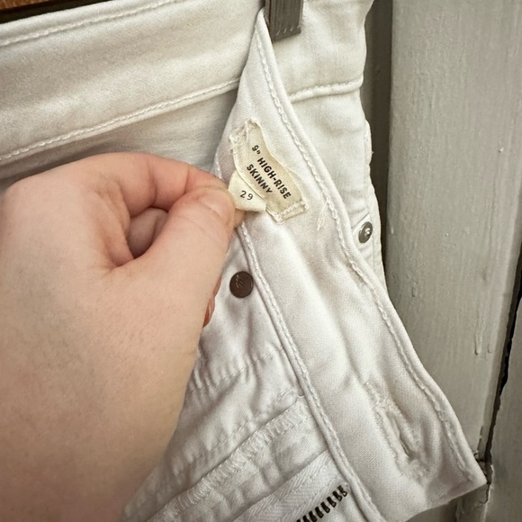 Madewell 9” High-Rise Skinny Jeans in White! 90% Cotton! - Picture 11 of 11